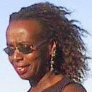 Meet your Posher, Dee